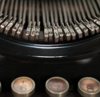 Historische Schreibmaschine - TableTop-Fotografie